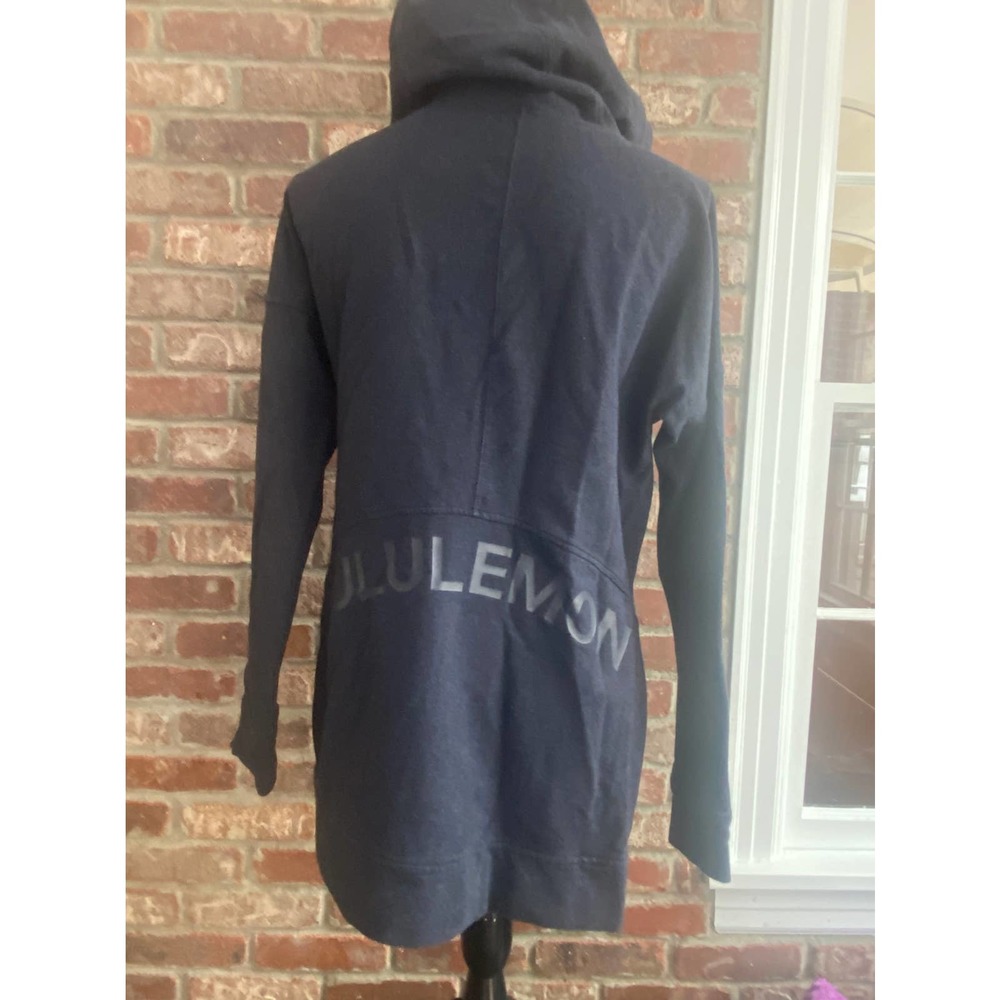 LuLuLemon Athleta Women's Black Sweatshirt Logo on back - 8